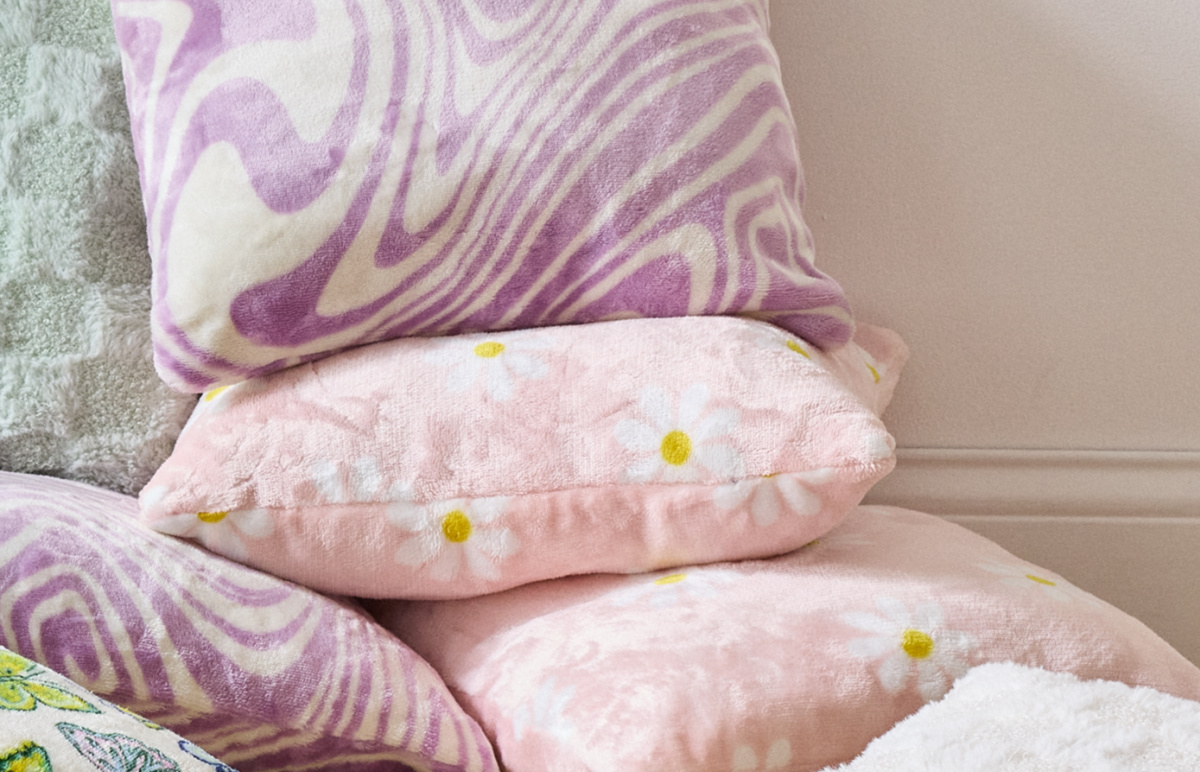 WOW! Kohl's Big One Throw Pillow 2Packs Just 8.49 Shipped (ONLY 4.25