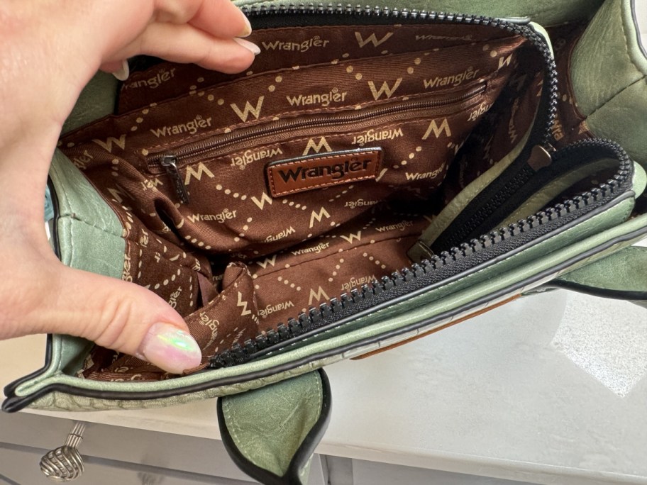 inside lining of wrangler tote bag purse