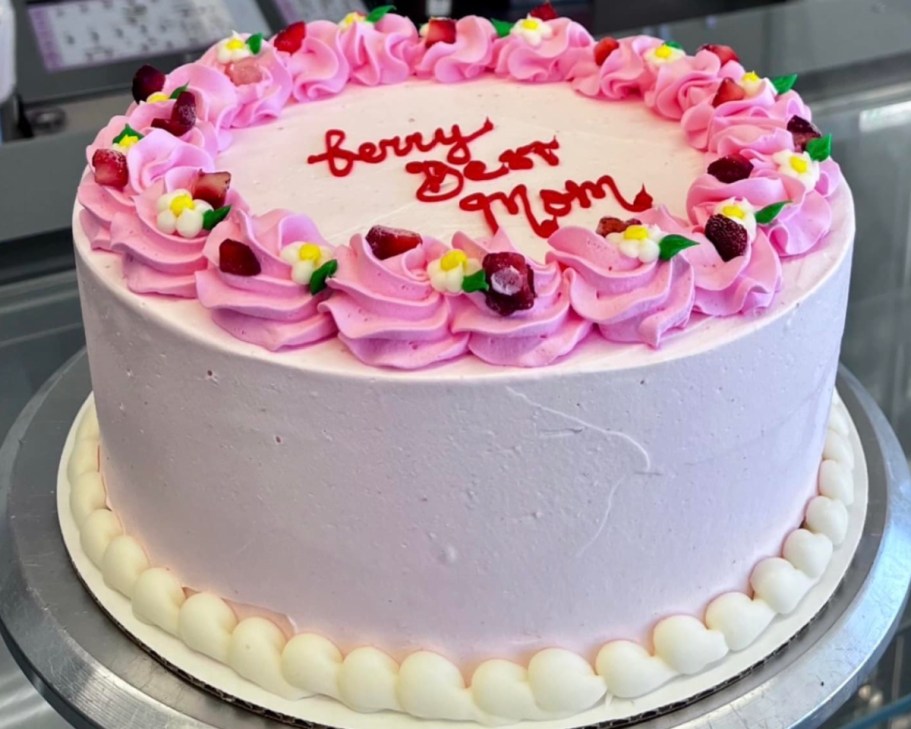 Treat Mom with These Mother’s Day Restaurant Deals!