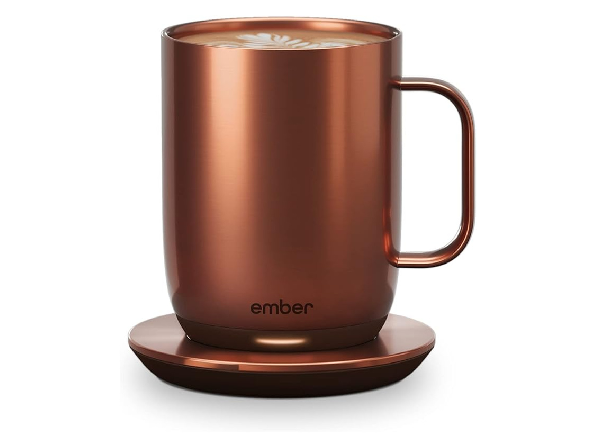 Ember 2.0 warming coffee mug in copper color