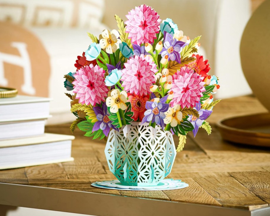spring bouquet pop up 3d card on table