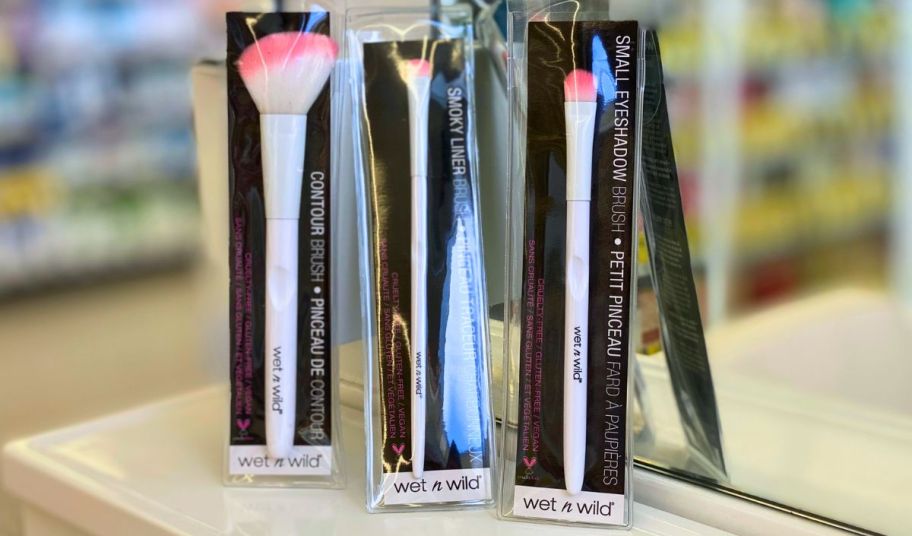 3 wet n wild makeup brushes