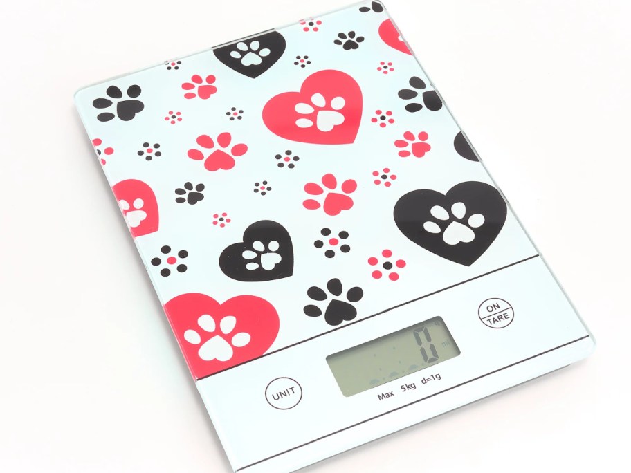 Food scale with dog paw print on it