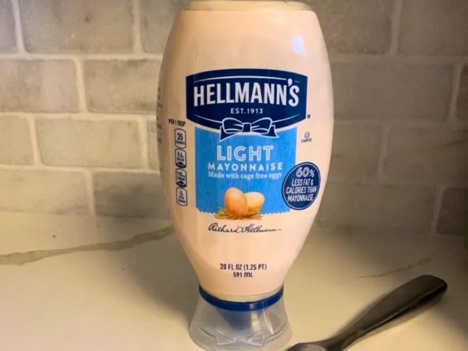 Hellmann's Lite Mayonnaise 20oz Squeeze Bottle