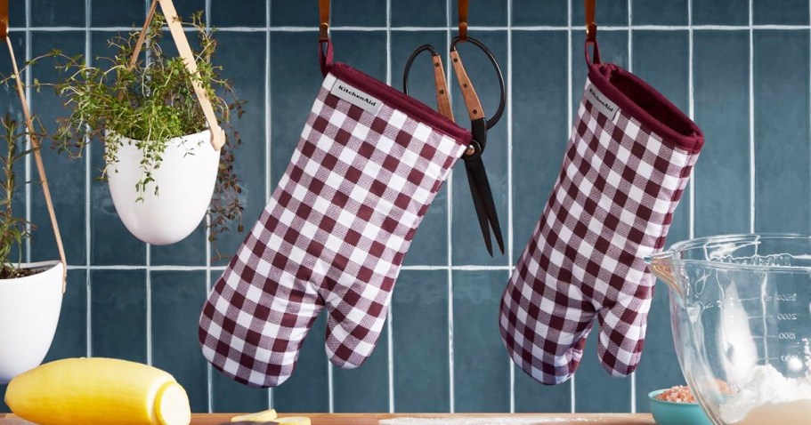 KitchenAid Oven Mitts & Pot Holder Sets from $7.61 Shipped for Amazon Prime Members (Regularly $21)