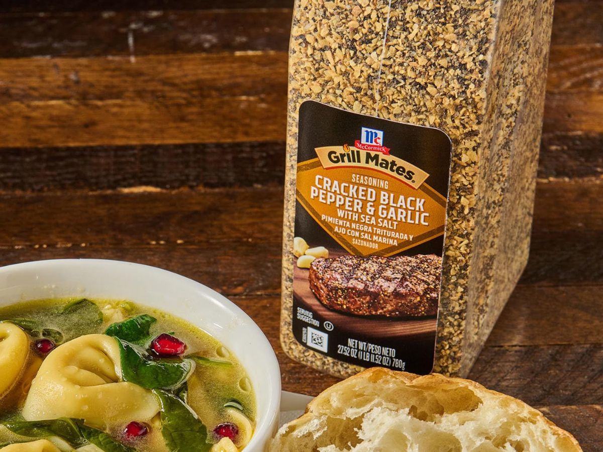 McCormick Grill Mates 27oz Cracked Black Pepper & Garlic Just $7.30 Shipped w/ Amazon Prime