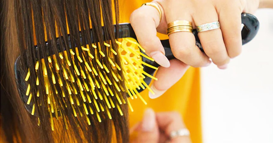 UNbrush Detangling Hair Brush Only $10.80 on Amazon (Reg. $18) | Over 16,000 5-Star Ratings