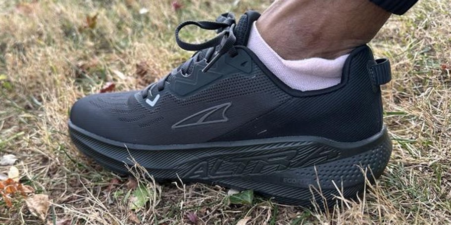 Up to 50% Off Altra Running Shoes | Styles from $63.73 (Reg. $160 ...