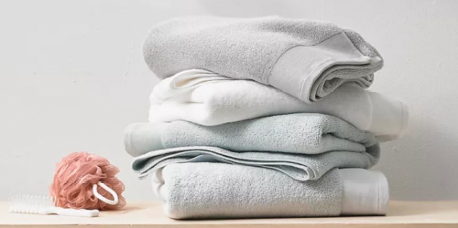 WOW! Bath Towels Only $3.86 on Macys.com (Regularly $20)