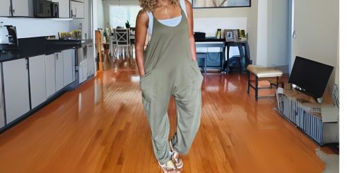 Women’s Sleeveless Jumpsuit w/ Pockets Just $11.99 on Amazon (Reg. $37)
