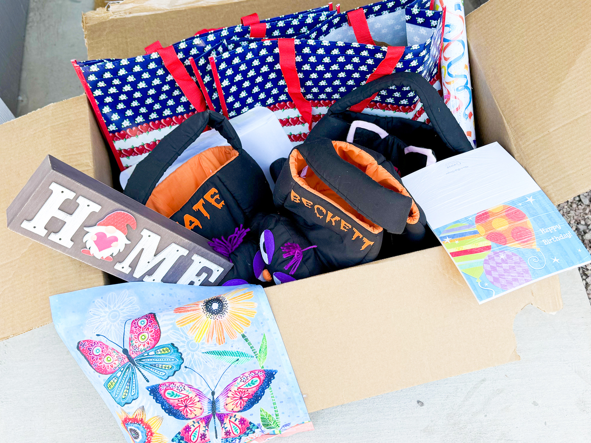 *RARE* Free Shipping on ANY Current Catalog Order Save BIG on Gifts