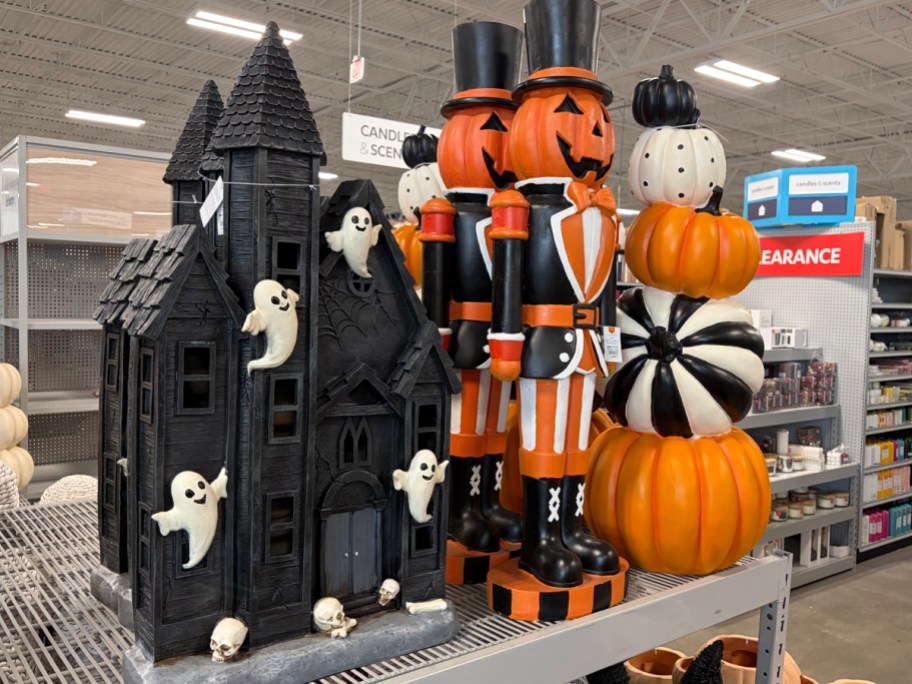 LED Haunted House Porch Decor, Happy Haunting Stacked Pumpkins, Jack-O-Lantern Nutcracker