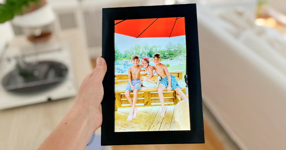 Touch Screen Digital Picture Frame Only $37.99 Shipped w/ Amazon Prime (Unlimited Storage!)