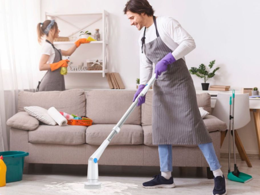 goodpapa electric scrubber being used by man