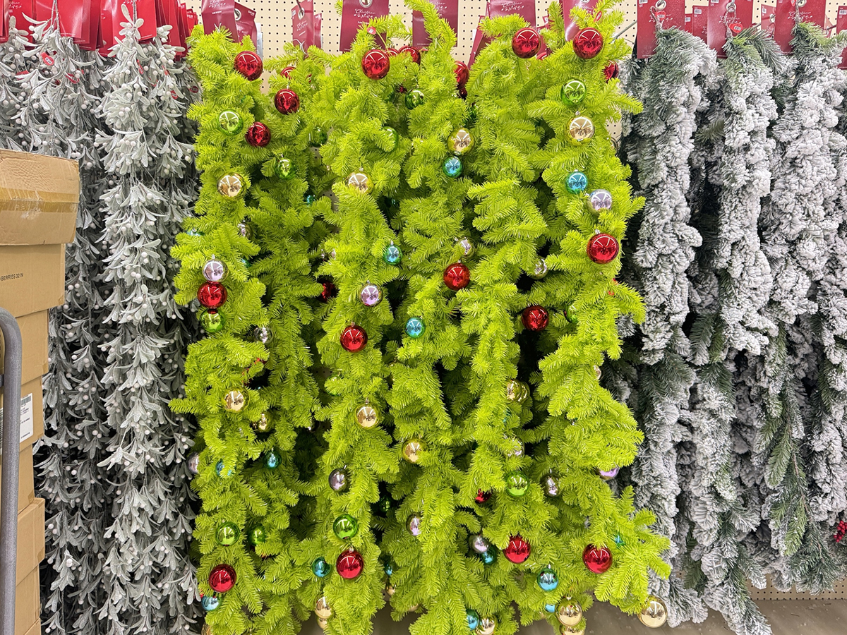 Illuminate Your Holidays with Hobby Lobby Prelit Garland