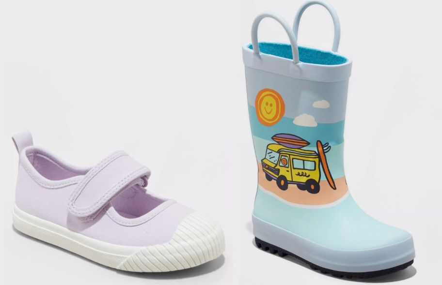 a light purple toddler girls sneaker and a toddlers rainboot
