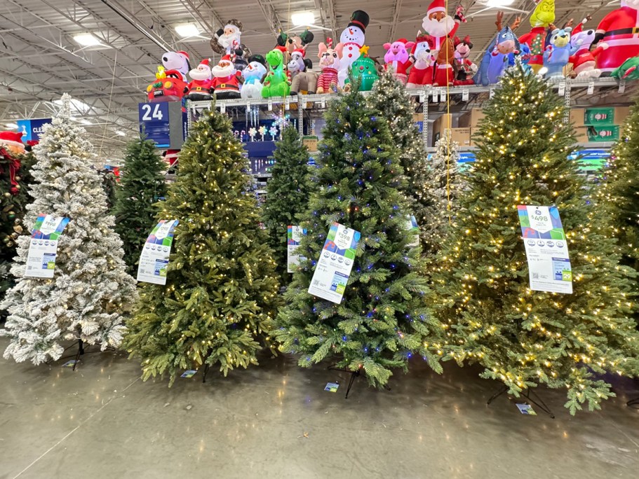 Lowe’s Already Has Christmas Clearance – Up to 50% Off Holiday Decor!