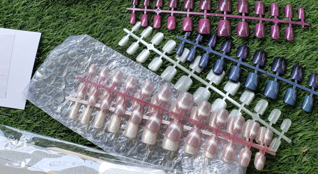 Press On Nails 120-Piece Kit JUST $9 Shipped on Amazon | Fun Glitter & Shimmer Styles