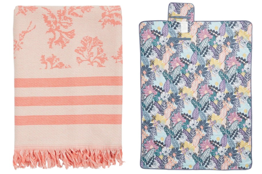 beach towel and picnic blanket