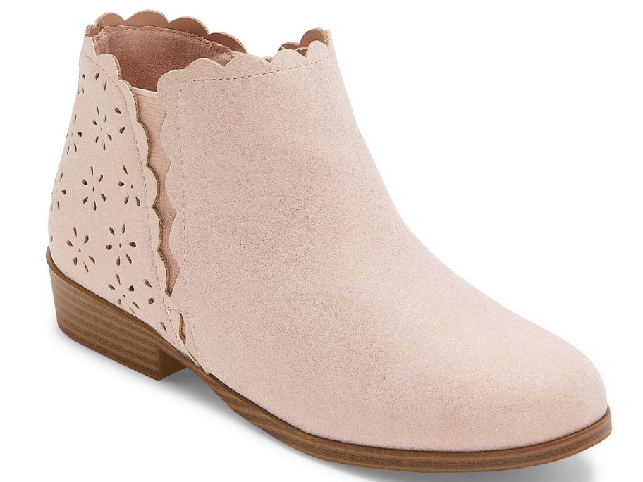 girl's light pink sued bootie with lace detail