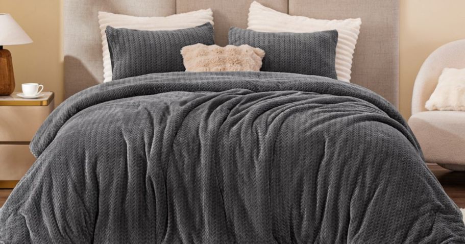 Fleece & Sherpa Comforters from $21.59 on Amazon