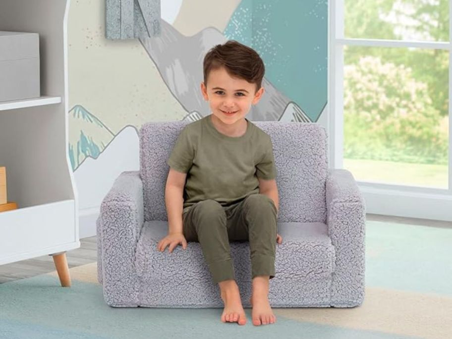 Delta-Children-Cozee-Sherpa-2-in-1-Flip-Chair-1 كرسي Cozee Sherpa 2-in-1 Flip فقط 49.99 دولارًا يتم شحنه على Amazon (Reg. 90 دولارًا)