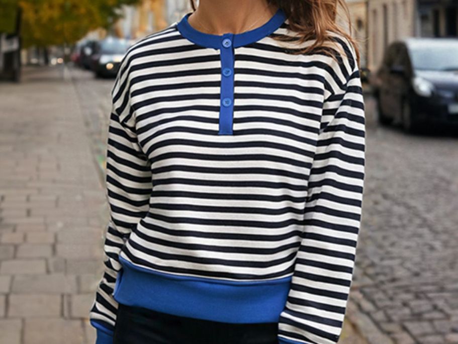 Womens Striped Oversized Sweatshirt Just $14.70 on Amazon (Regularly $29)