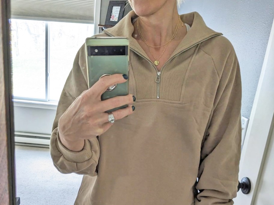 Oversized Half-Zip Sweatshirt Only $13 on Amazon (Perfect for Fall!)