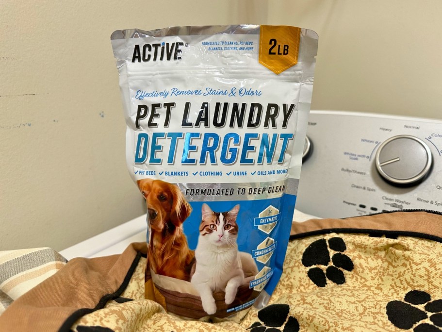 Active Pet Laundry Detergent 64 Loads Just $13.96 on Amazon | Uses Natural Enzymes to Remove Odors & Stains!