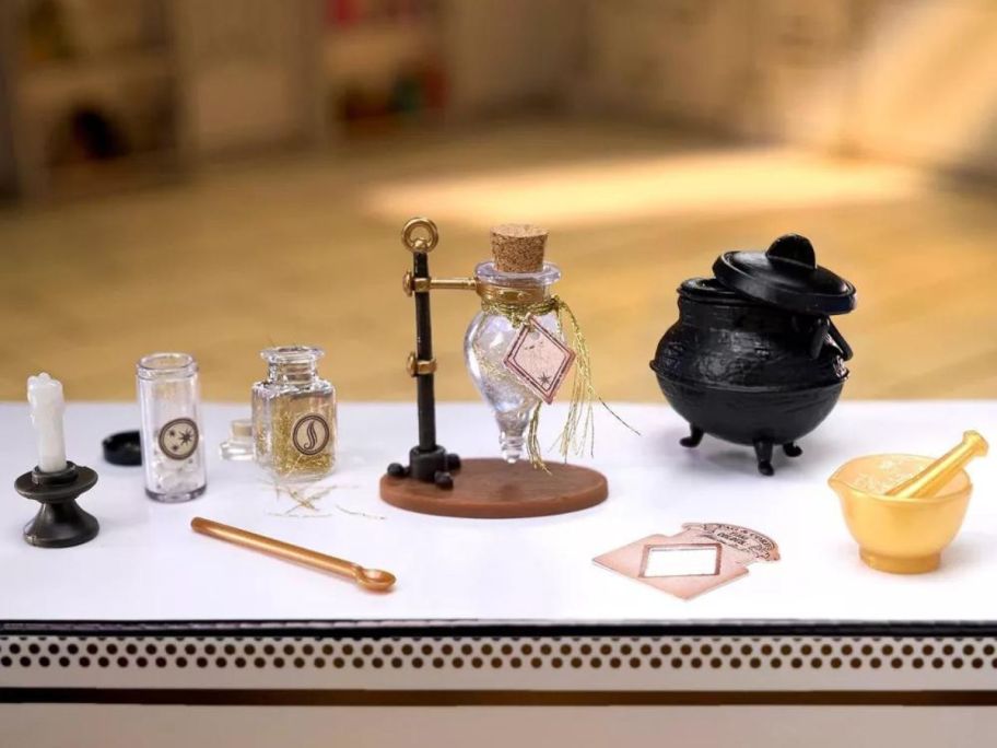 Harry Potter Potion MGA Miniverse potion making set