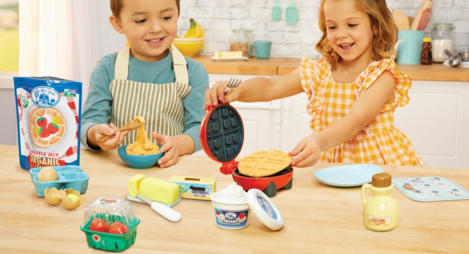 https://www.littletikes.com/collections/creative-chefs/products/creative-chefs-waffleskit