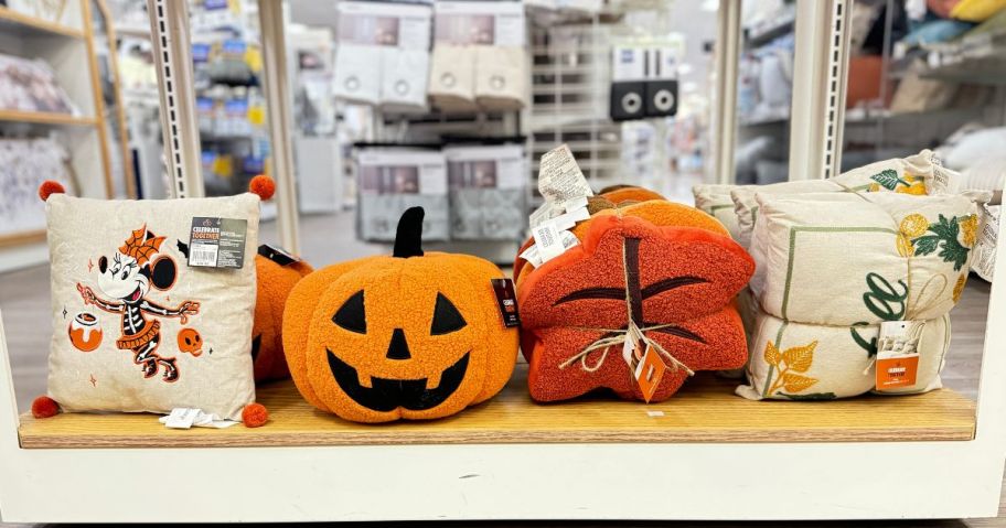 kohl's halloween pillows in store