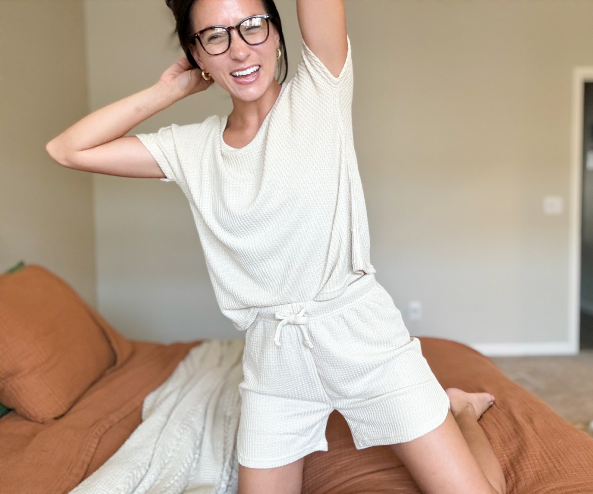 Get 50% Off Mad Dog Loungewear on Amazon | Pajama Set Only $13!