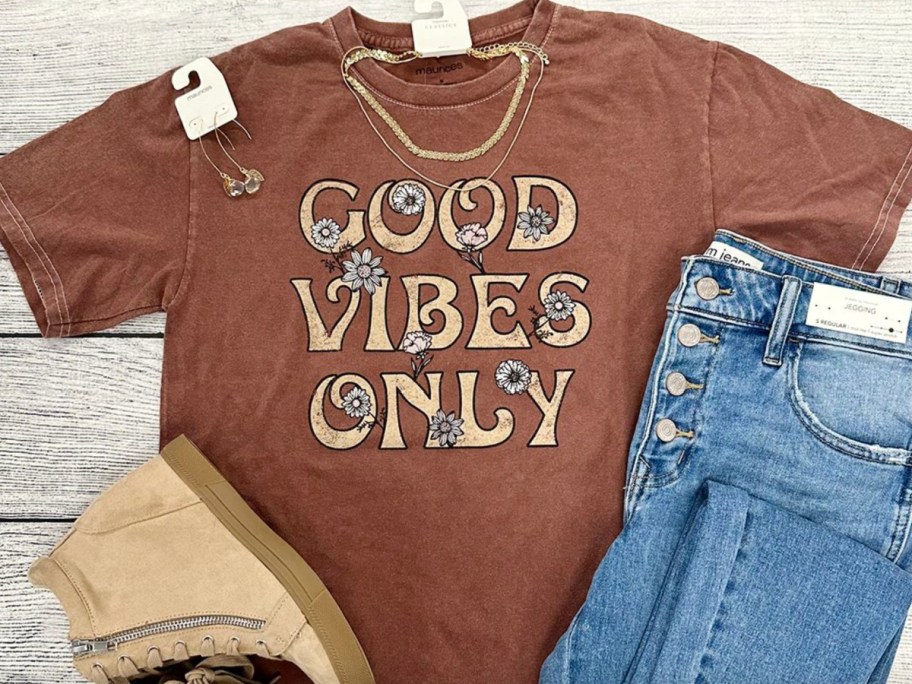 maurices graphic tee andjeans