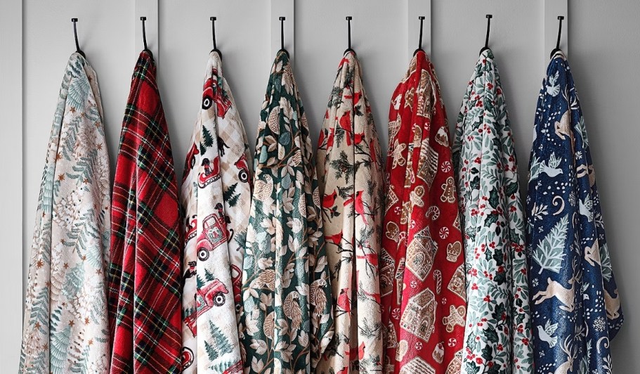 Plush Christmas Throw Blankets Just $7.99 on JCPenney.com (Reg. $35)