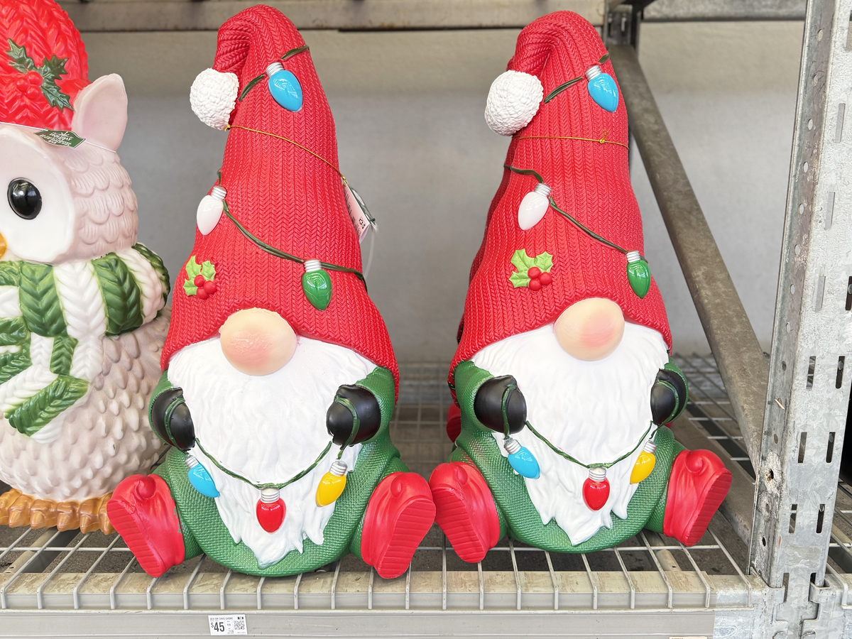 Outlets Christmas gnome blow mold