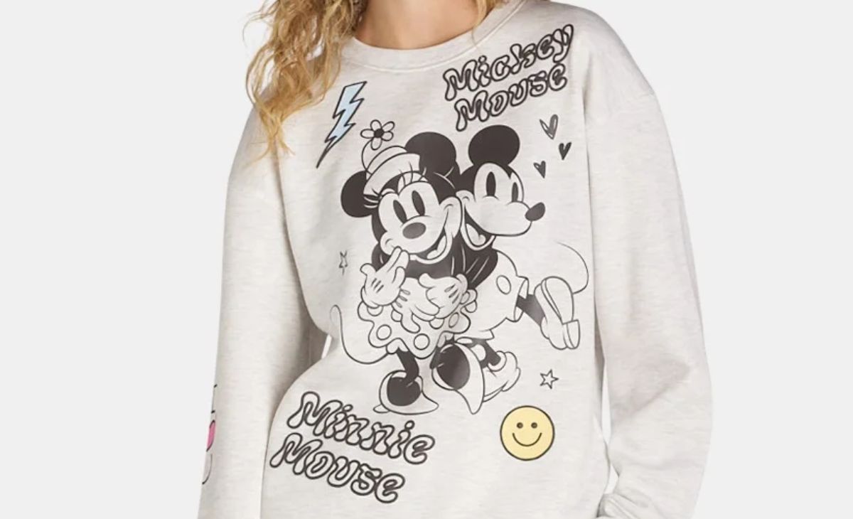 Up to 70% Off Walmart Women’s Clothes | 2-Piece Mickey & Minnie Mouse Jogger Lounge Set Under $15