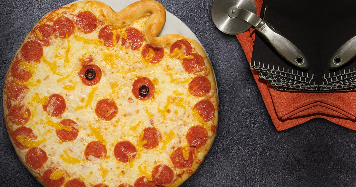 Papa Murphy’s Jack-O-Lantern Pizza Just $10