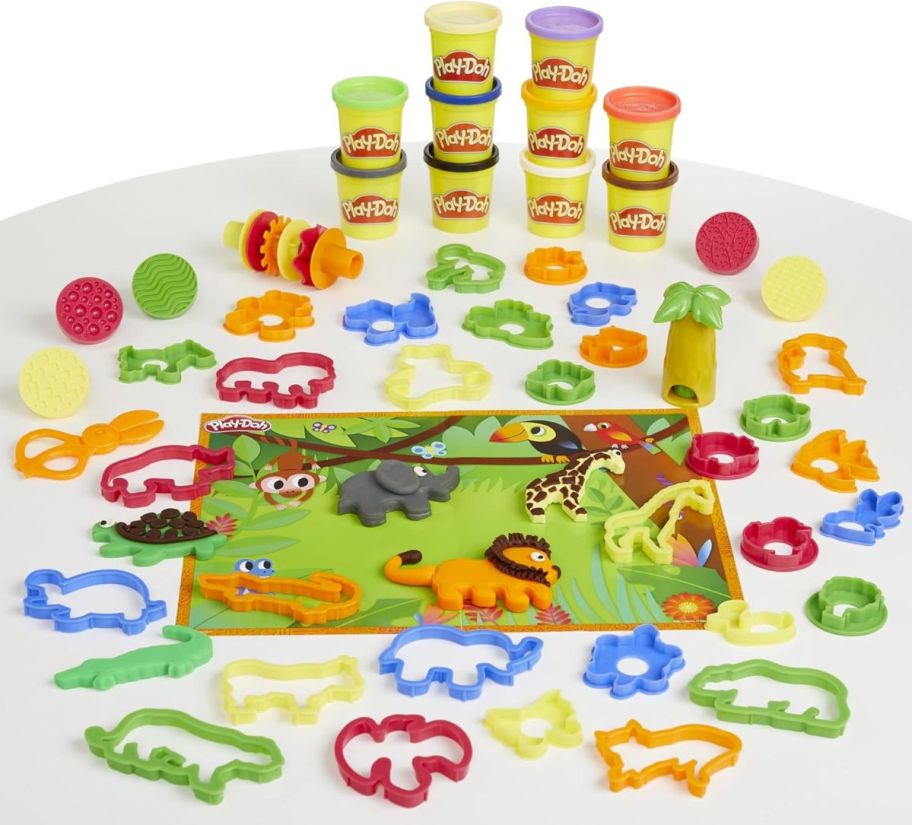 Play-doh Play-Doh Animal Adventure Set stock image