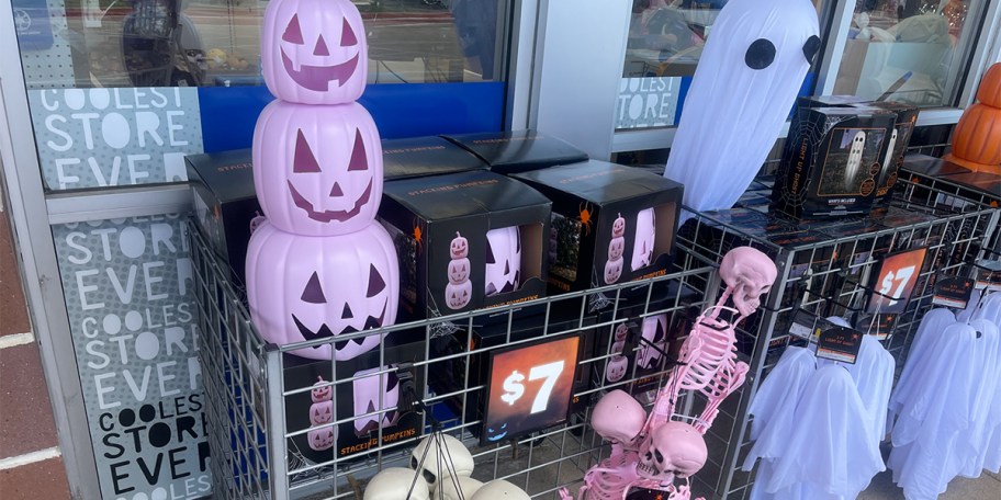 pink stacked pumpkin and skeletons 