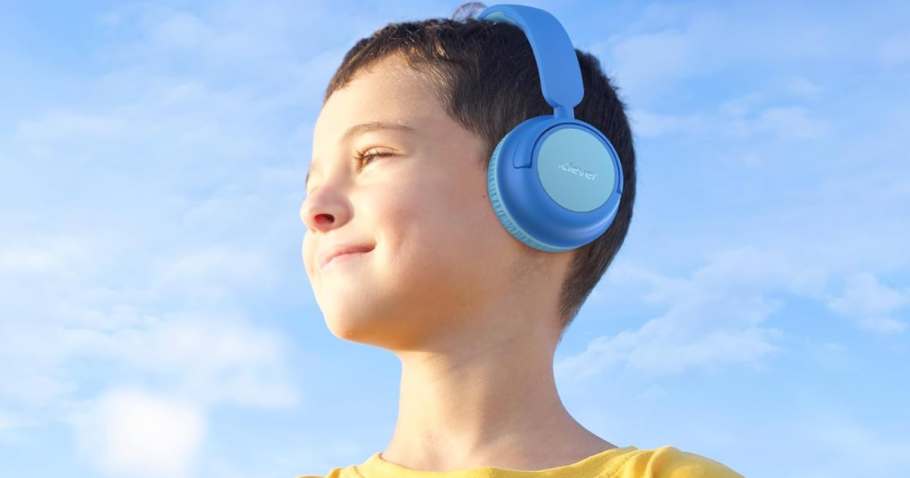 Kids Wireless Headphones Just $10.99 Shipped w/ Amazon Prime | Lasts 2 Days on One Charge!