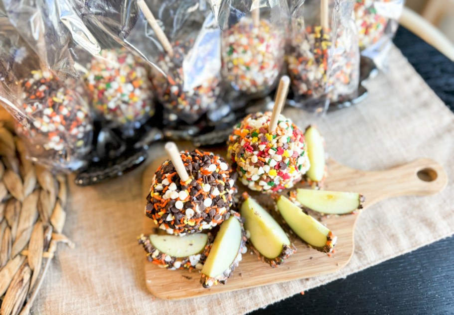 Mrs. Prindable's Valentine Caramel Apples 6-Pc. - $24.98 Shipped