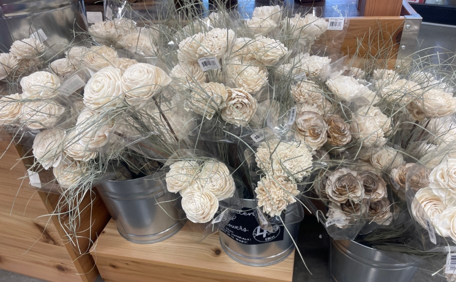 wood reed roses