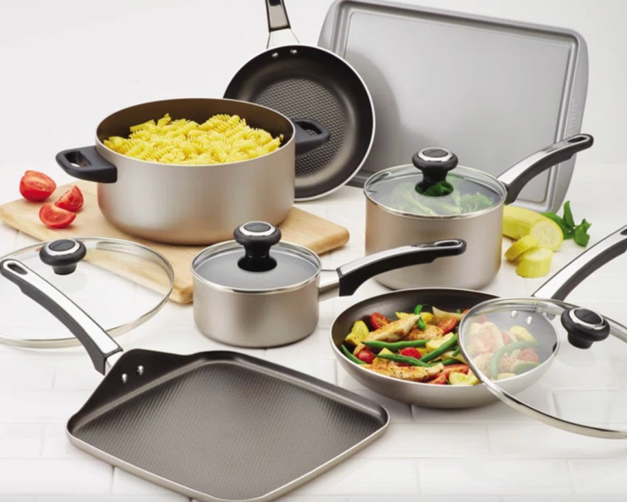 17 piece cookware set 