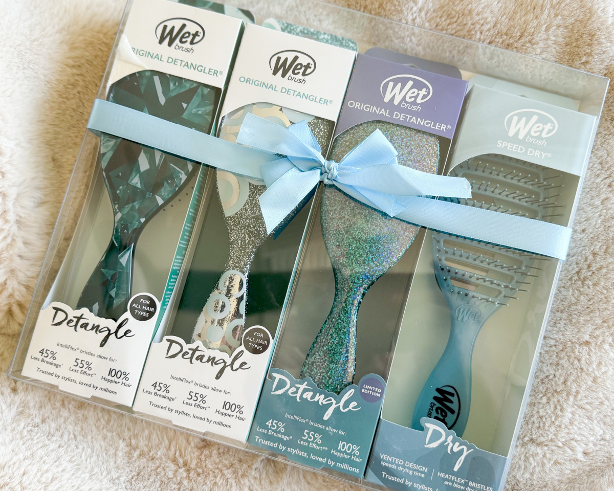 Wet Brush 4-Piece Gift Set Only $14.99 Shipped | Just $3.75 Per Brush!