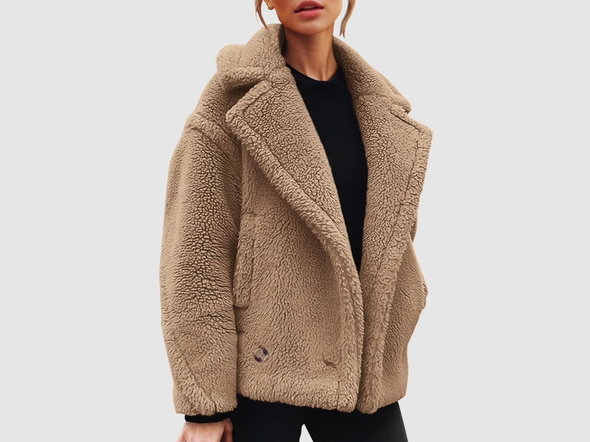 Women’s Faux Sherpa Jacket ONLY $17.99 Shipped on Amazon (Reg. $50)