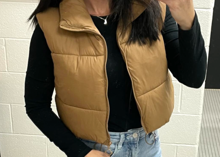 *HOT* Get 50% Off Women’s Cropped Puffer Vest on Amazon – Just $9.99!