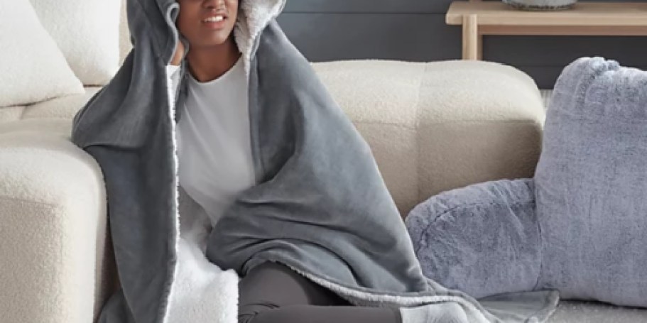 Up to 55% Off UGG Throw Blankets on Macys.com | Hooded Blanket Just $19.99!