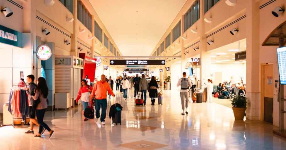 Walk to the Gate, Wait for Flights & More – WITHOUT a Plane Ticket! Here’s How