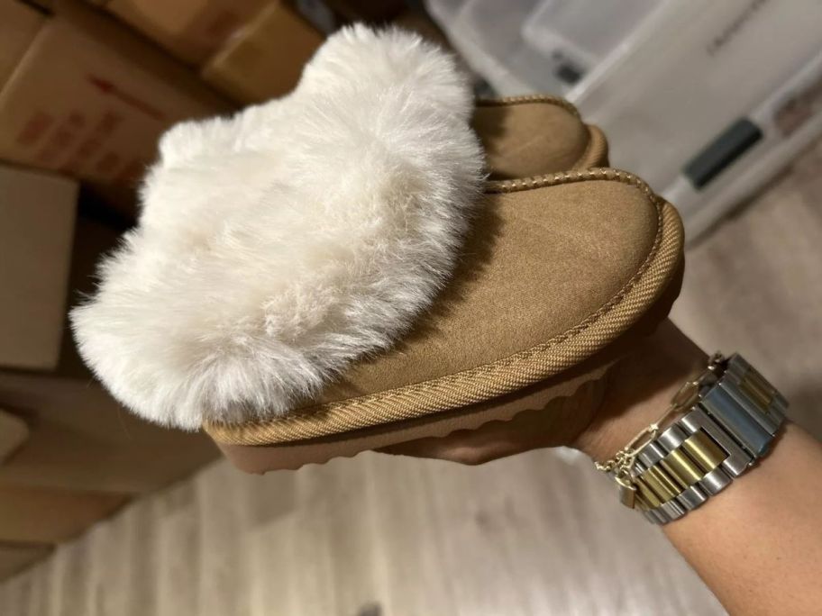 Cat & Jack Toddler Piper Faux Fur Cuff Clog Slippers in hand